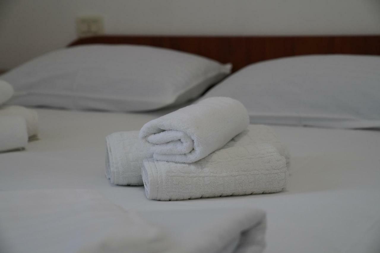 Sesar Apartments Krk - No. 2 Vinko Krk Town Εξωτερικό φωτογραφία