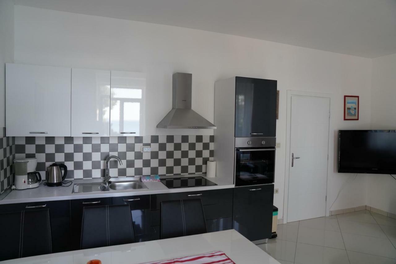 Sesar Apartments Krk - No. 2 Vinko Krk Town Εξωτερικό φωτογραφία