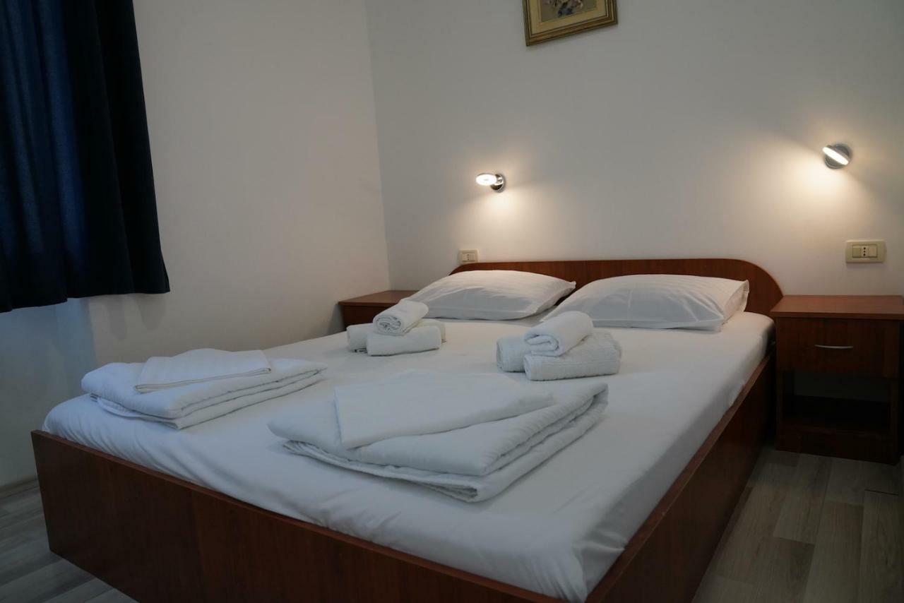 Sesar Apartments Krk - No. 2 Vinko Krk Town Εξωτερικό φωτογραφία