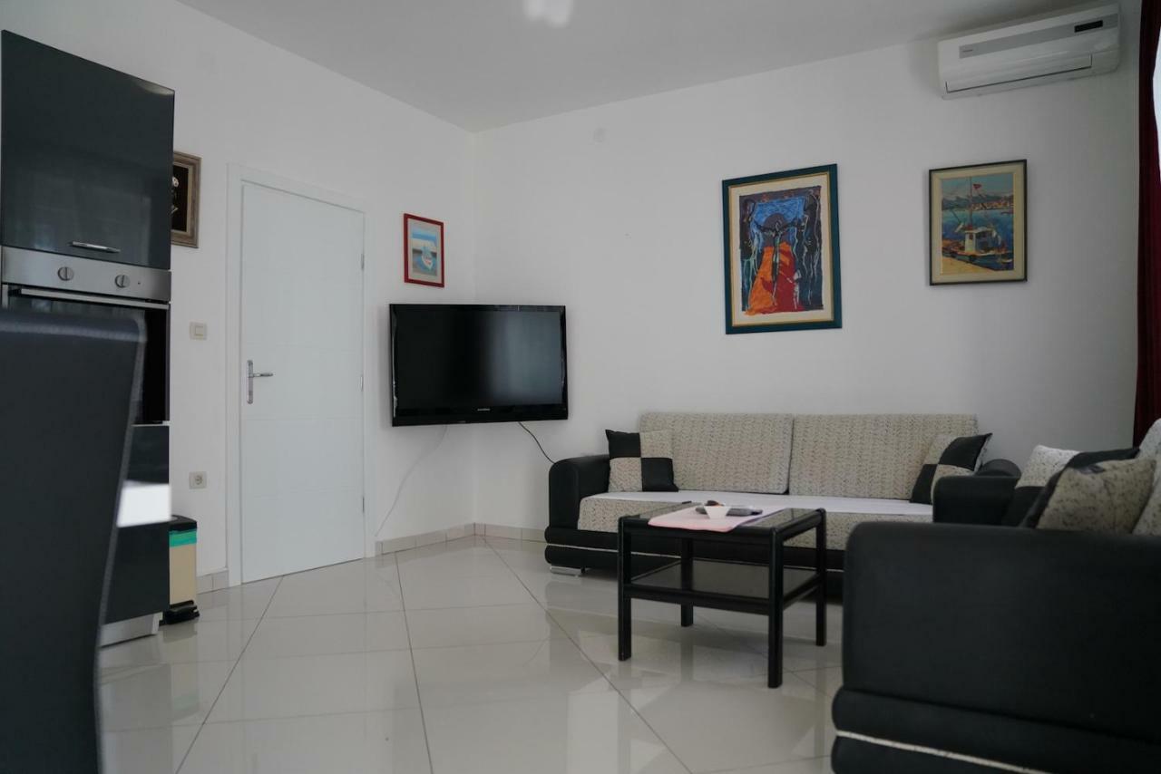 Sesar Apartments Krk - No. 2 Vinko Krk Town Εξωτερικό φωτογραφία